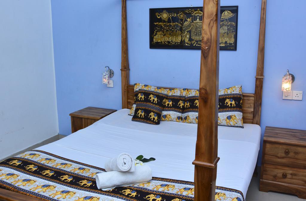 Golden Lodge Tangalle Exterior photo